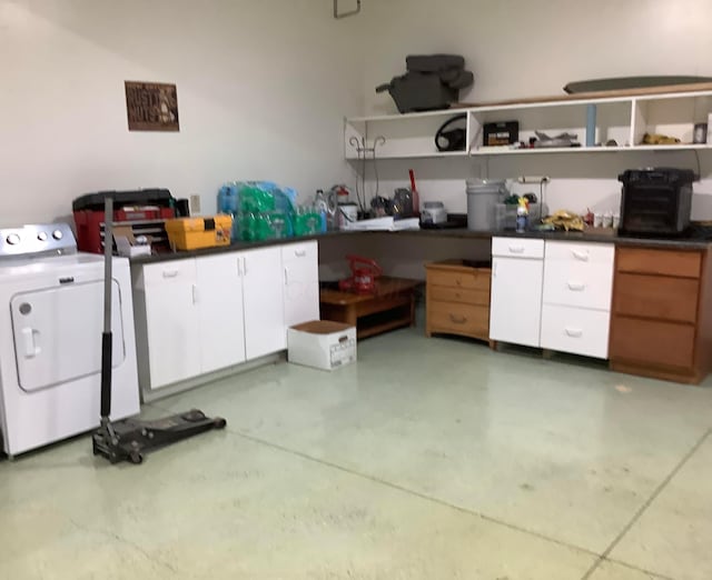 374 Chatham Rd, Circleville, OH 43113 - interior space with independent washer and dryer