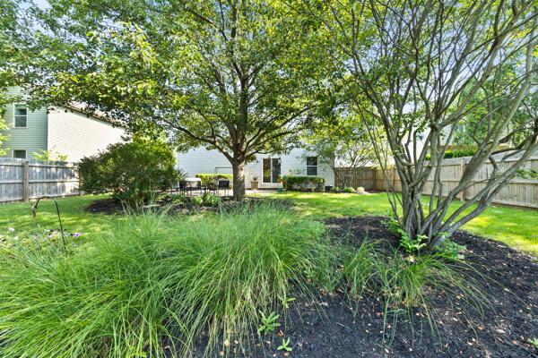 5813 Camhurst Ct, Galloway, OH 43119 - view of fenced backyard