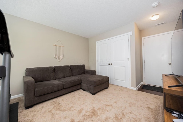 5738 Hayden Run Blvd, Dublin, OH 43016 - carpeted living area with baseboards