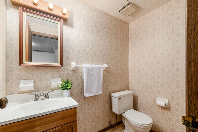 2630 Bella Via Ave, Columbus, OH 43231 - bathroom with toilet and vanity