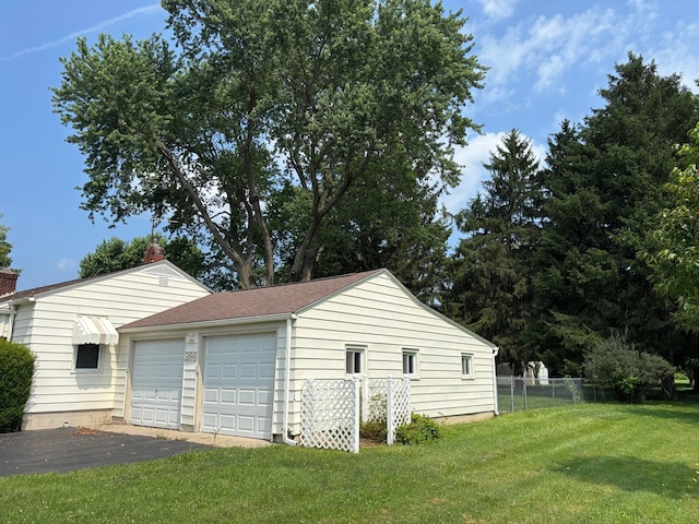 298 N Vernon Ave, Newark, OH 43055 - view of garage