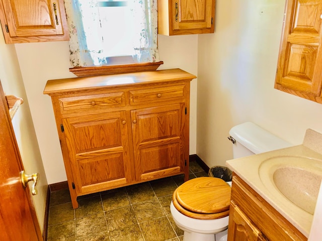 298 N Vernon Ave, Newark, OH 43055 - half bathroom with toilet and vanity