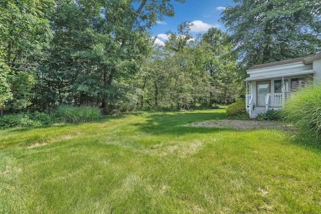 8078 Slate Ridge Blvd, Reynoldsburg, OH 43068 - view of green lawn