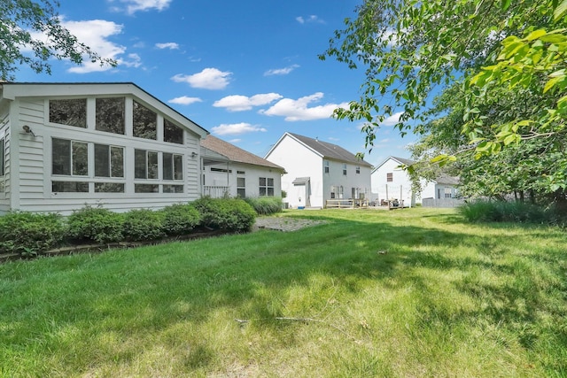 8078 Slate Ridge Blvd, Reynoldsburg, OH 43068 - view of grassy yard
