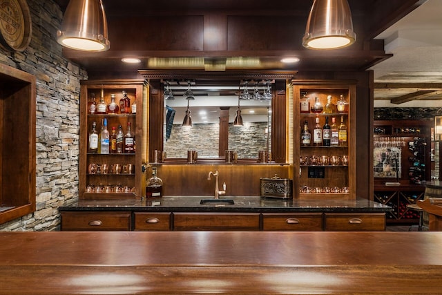 3873 Carters Corner Rd, Sunbury, OH 43074 - view of indoor wet bar