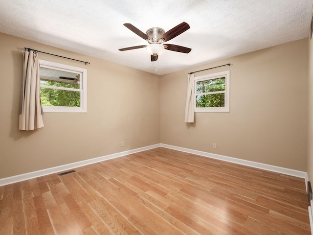 4656 Crompton Dr, Columbus, OH 43220 - empty room featuring light wood-style floors and ceiling fan