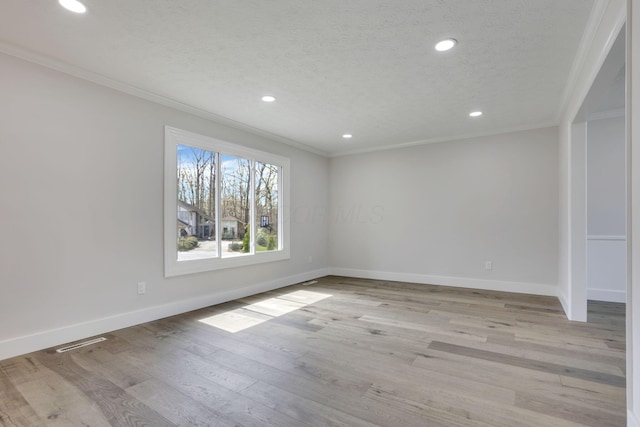 5200 Colt Ct, Westerville, OH 43081 - unfurnished room featuring crown molding, recessed lighting, and light wood-type flooring