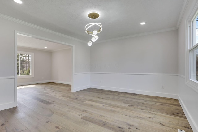 5200 Colt Ct, Westerville, OH 43081 - empty room featuring light wood-type flooring, ornamental molding, and recessed lighting
