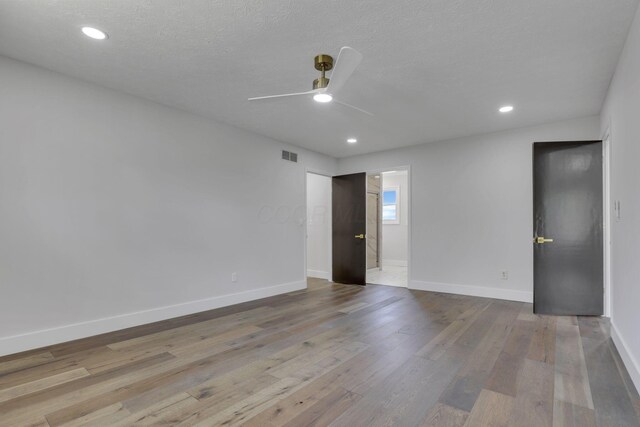 5200 Colt Ct, Westerville, OH 43081 - empty room featuring a ceiling fan, wood finished floors, and recessed lighting