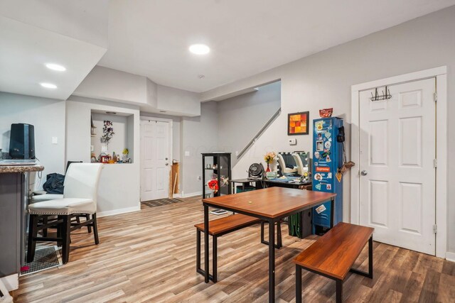 137 Wisconsin Ave, Columbus, OH 43222 - home office featuring light wood finished floors and recessed lighting