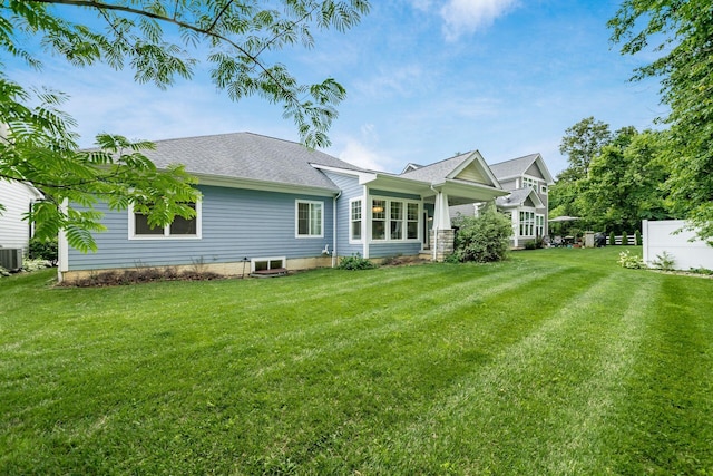 174 Grand Ridge Ct, Gahanna, OH 43230 - rear view of house with a shingled roof
