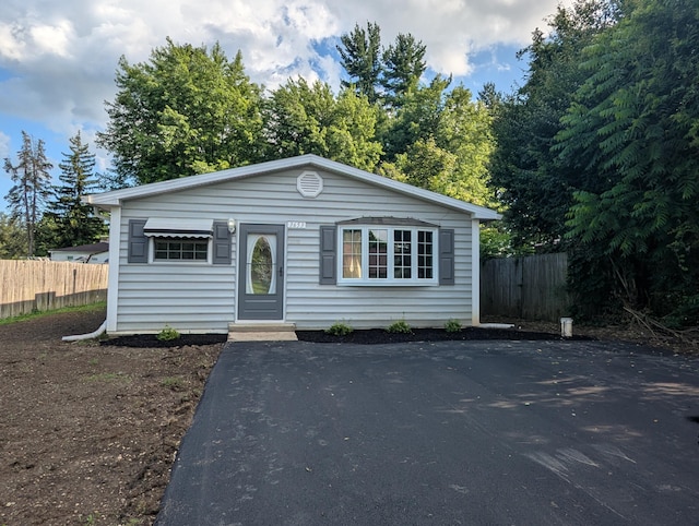 3653 Redwood Blvd, Springfield, OH 45503 - photo 2