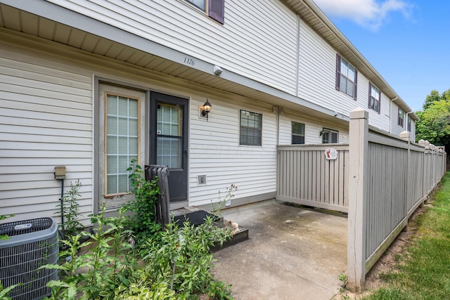 1176 Cambridge Way, Pickerington, OH 43147 - view of patio / terrace
