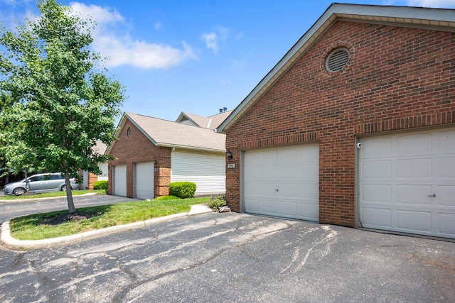 1176 Cambridge Way, Pickerington, OH 43147 - view of home's exterior with brick siding