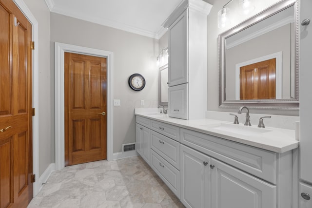 1359 White Oak Ln, New Albany, OH 43054 - full bathroom featuring double vanity and crown molding