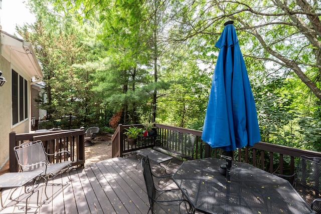 1359 White Oak Ln, New Albany, OH 43054 - deck with outdoor dining space