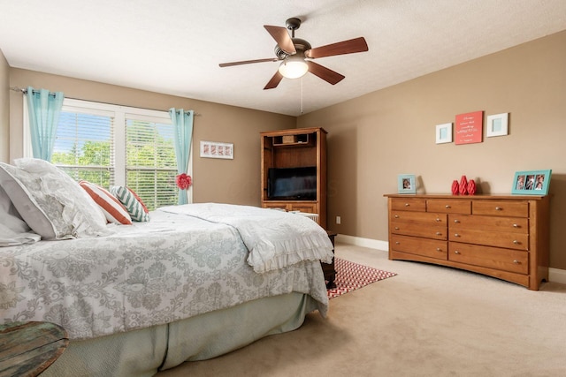 993 Starlight Ln, Westerville, OH 43082 - carpeted bedroom with baseboards and a ceiling fan