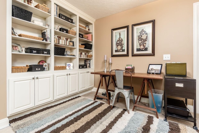 993 Starlight Ln, Westerville, OH 43082 - office area featuring a textured ceiling and light colored carpet