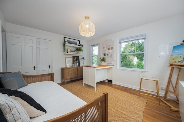 922 S Remington Rd, Columbus, OH 43209 - bedroom featuring light wood finished floors and baseboards