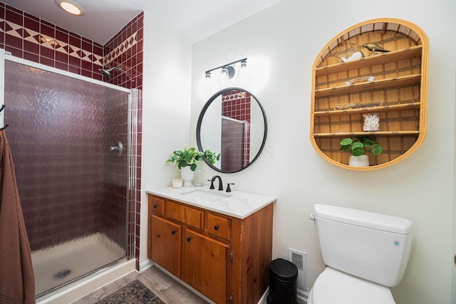 922 S Remington Rd, Columbus, OH 43209 - bathroom featuring a shower stall and vanity