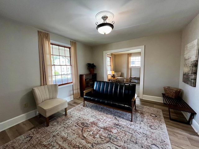 554 Laurel St, Chillicothe, OH 45601 - living area featuring wood finished floors