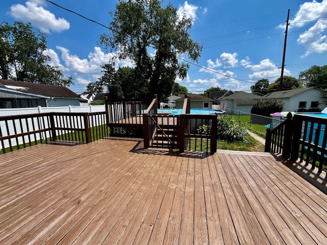 554 Laurel St, Chillicothe, OH 45601 - wooden terrace with a fenced backyard