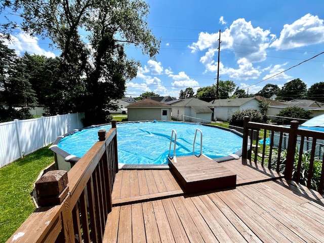 554 Laurel St, Chillicothe, OH 45601 - view of pool featuring a deck and a fenced backyard