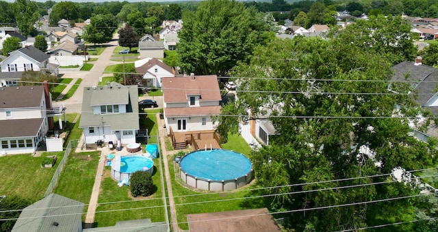 554 Laurel St, Chillicothe, OH 45601 - aerial perspective of suburban area featuring a pool area