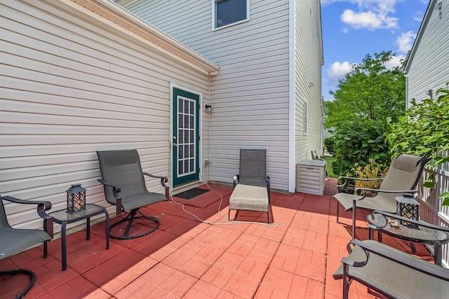 861 Summerville Dr, Delaware, OH 43015 - view of patio / terrace