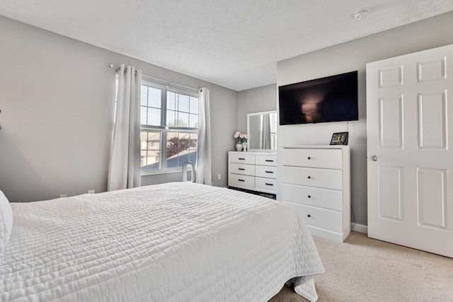 1814 Bennigan Dr Unit 88B, Hilliard, OH 43026 - bedroom featuring carpet