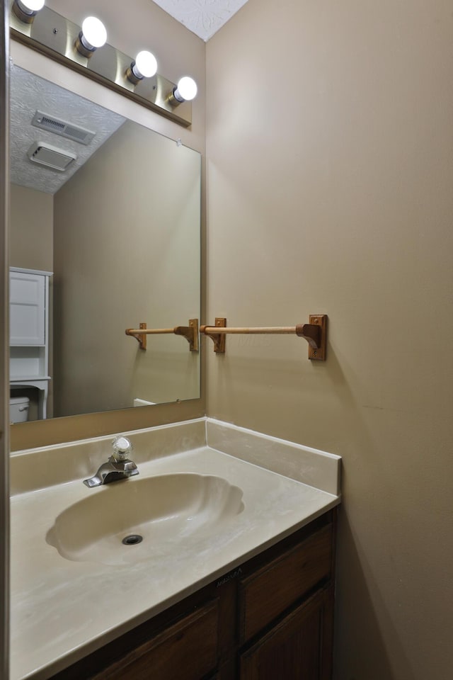 7805 Kiowa Way, Columbus, OH 43085 - bathroom with vanity