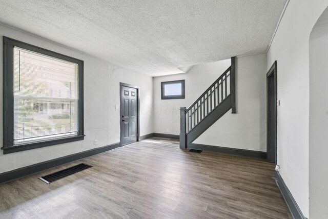 819 Gibbard Ave, Columbus, OH 43201 - photo 12