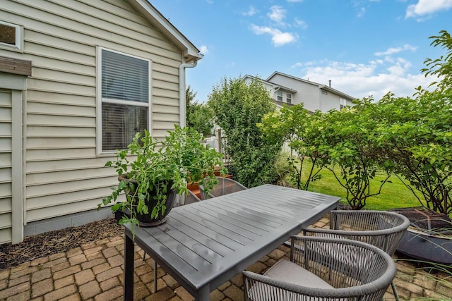 142 Blakemore Dr, Delaware, OH 43015 - view of patio with outdoor dining area