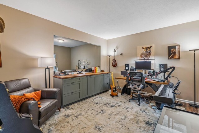 142 Blakemore Dr, Delaware, OH 43015 - view of home office