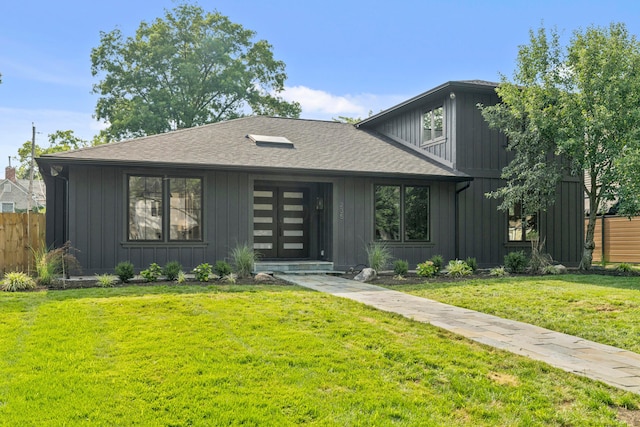 235 S Stanwood Rd, Columbus, OH 43209 - photo 1