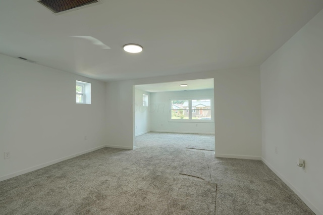 570 E Water St, Chillicothe, OH 45601 - spare room with carpet floors and healthy amount of natural light