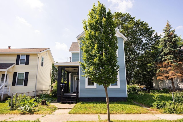 765 Campbell Ave, Columbus, OH 43222 - view of front of property featuring covered porch