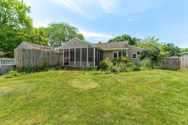 1282 Lawndale Rd, Marion, OH 43302 - rear view of property featuring a sunroom