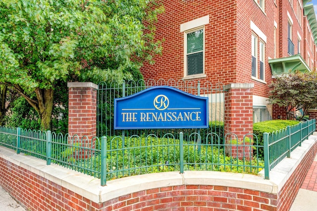114 E Mound St Unit 1, Columbus, OH 43215 - view of community / neighborhood sign