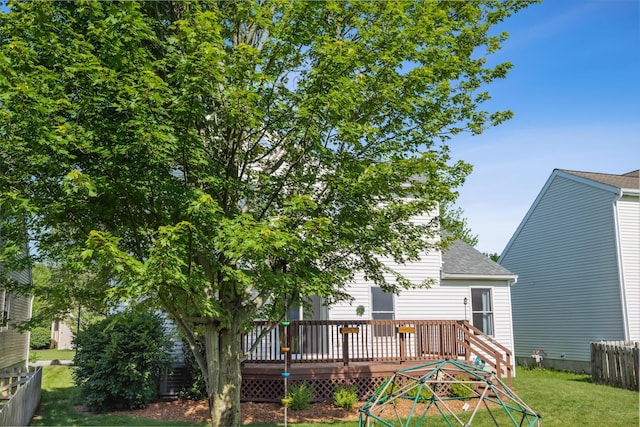 1118 Barlowe Run Dr, Blacklick, OH 43004 - rear view of property with a deck and roof with shingles