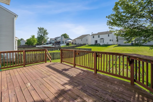 1118 Barlowe Run Dr, Blacklick, OH 43004 - wooden deck featuring a residential view and a fenced backyard