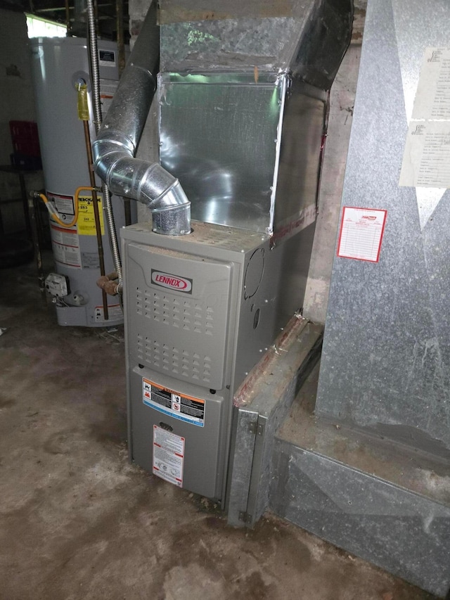741 Heyl Ave, Columbus, OH 43206 - utility room featuring water heater