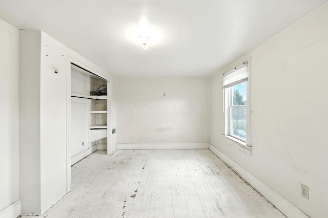 741 Heyl Ave, Columbus, OH 43206 - unfurnished bedroom featuring baseboards and a closet