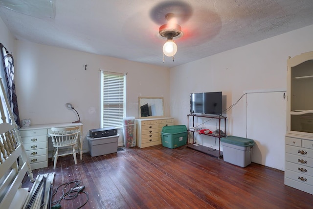 124 Wyandotte St, Lancaster, OH 43130 - office space featuring hardwood / wood-style floors and ceiling fan