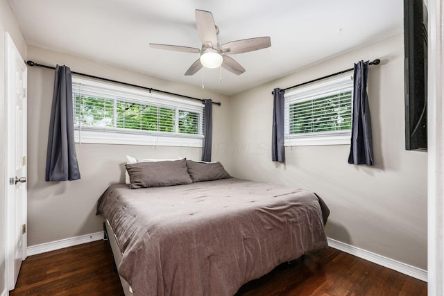 2486 Cranford Rd, Columbus, OH 43221 - bedroom with wood finished floors and ceiling fan