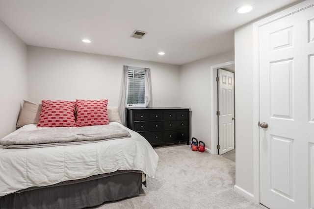 2486 Cranford Rd, Columbus, OH 43221 - carpeted bedroom featuring recessed lighting