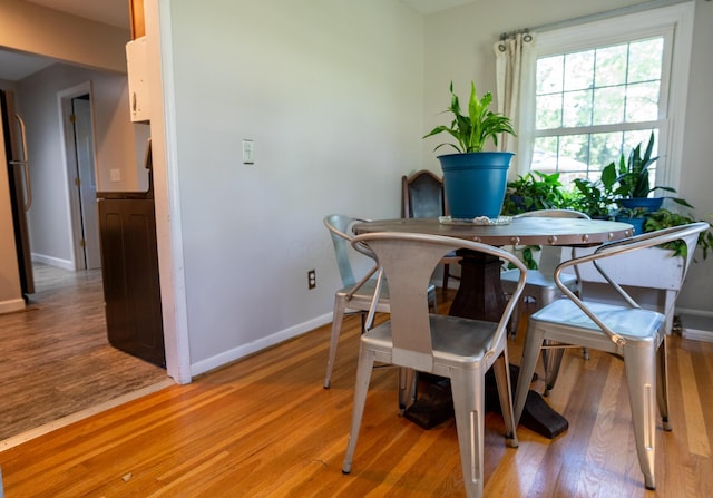 4754 Amesbury Way, Columbus, OH 43228 - home office with light wood-style floors