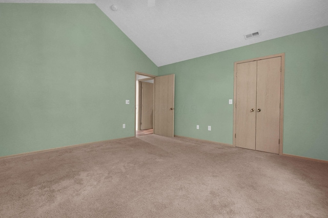 3712 E Links Cir, Hilliard, OH 43026 - unfurnished bedroom with carpet flooring and high vaulted ceiling
