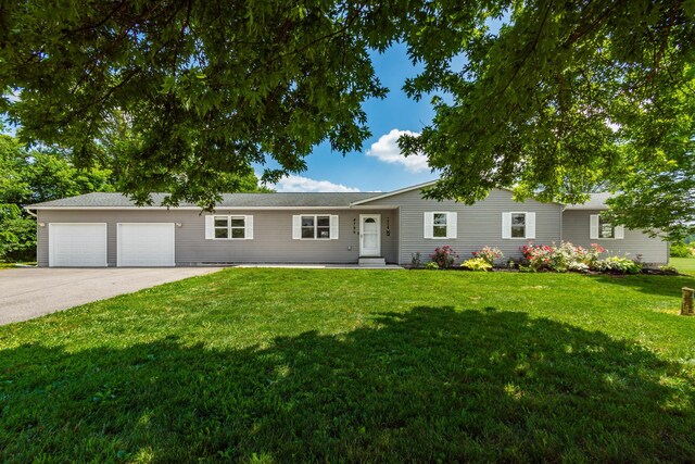 4795 Lake Rd, London, OH 43140 - photo 1