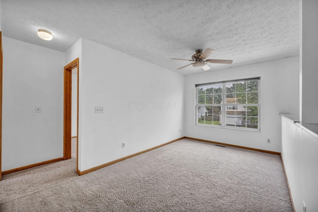 209 Isaac Tharp St, Pataskala, OH 43062 - photo 25